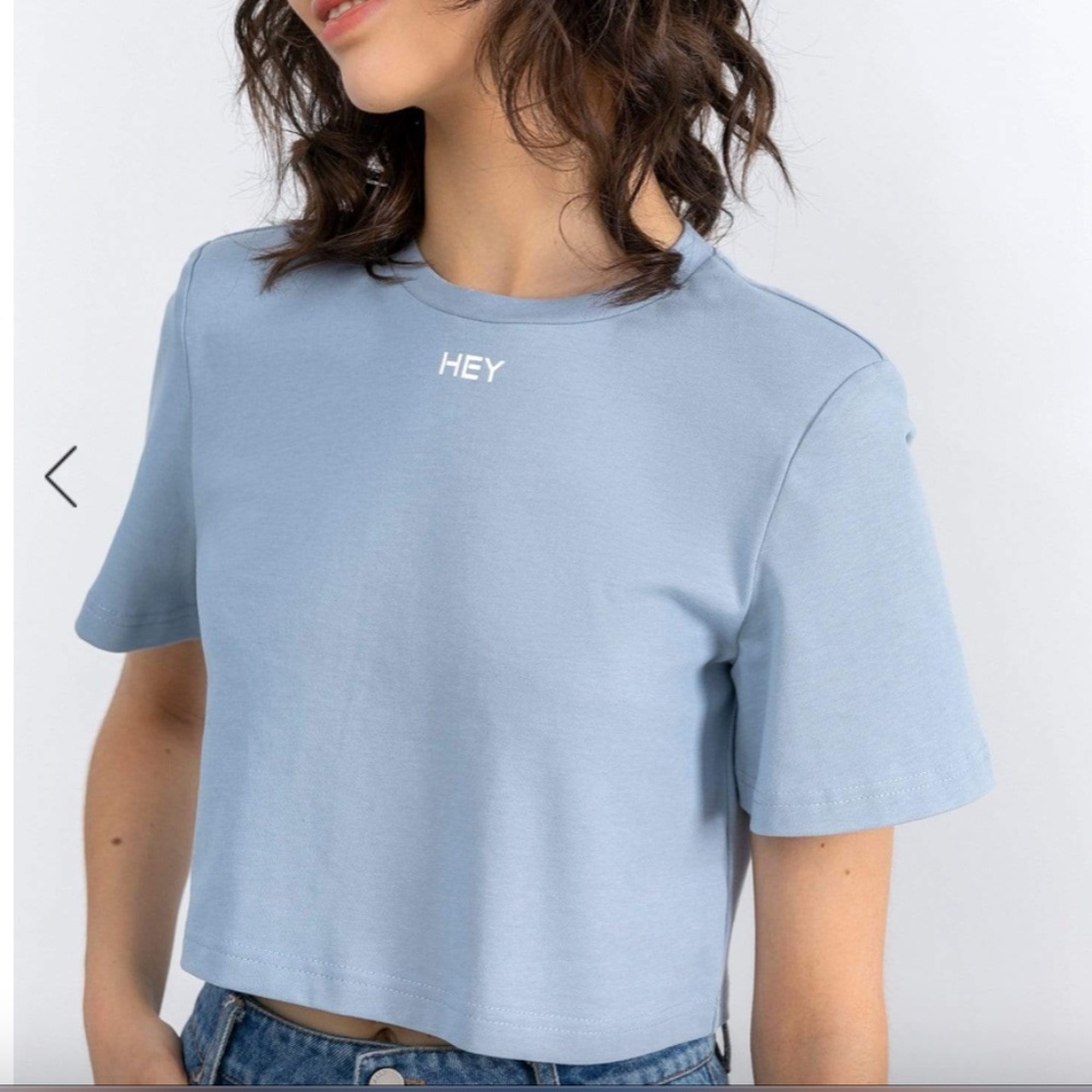 Hey There Light Blue Cropped T-Shirt